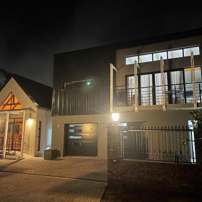 Construction Residential Build Exterior Prismconstruction